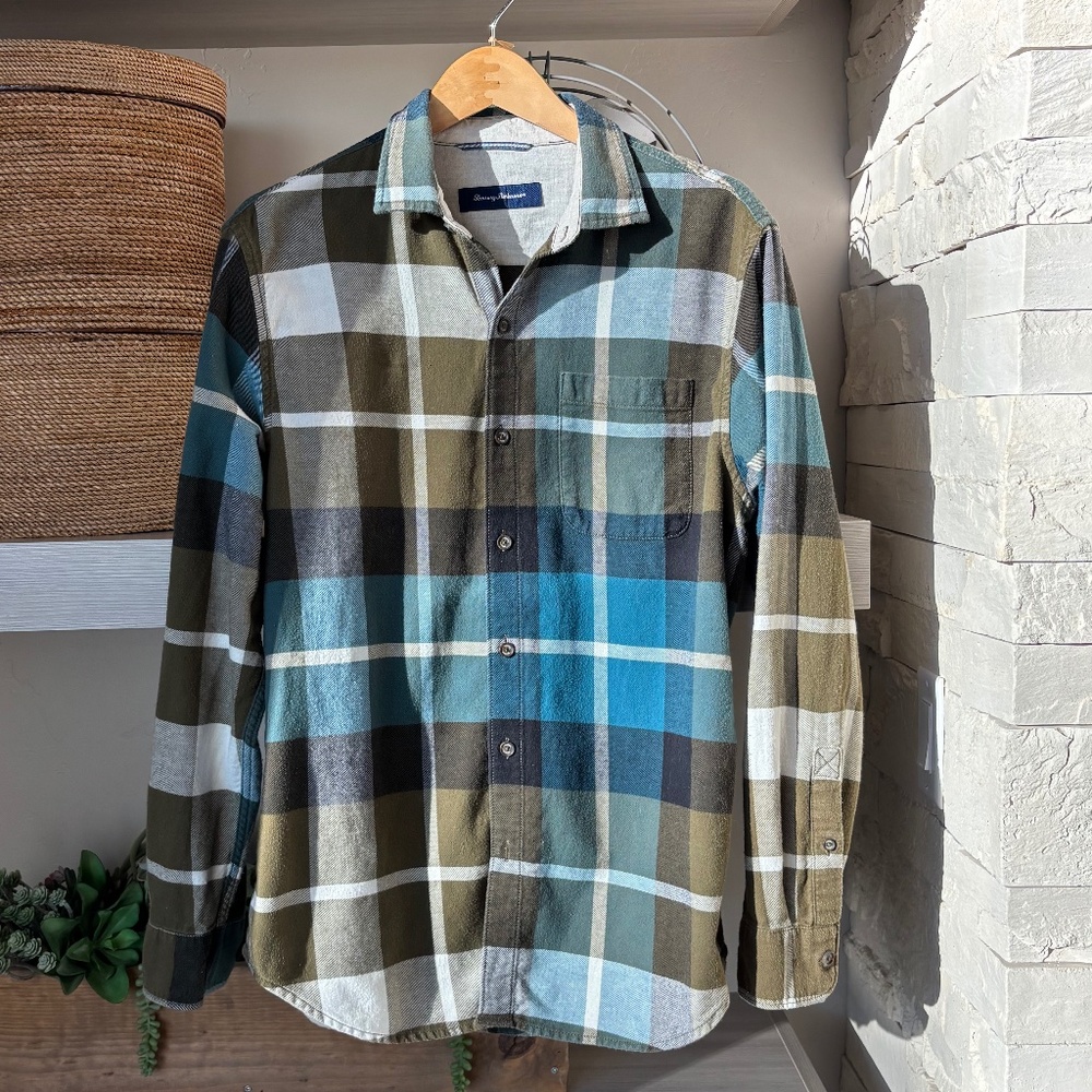 Tommy Bahama - Plaid Button Down - Medium - Olive/Blue/Cream
